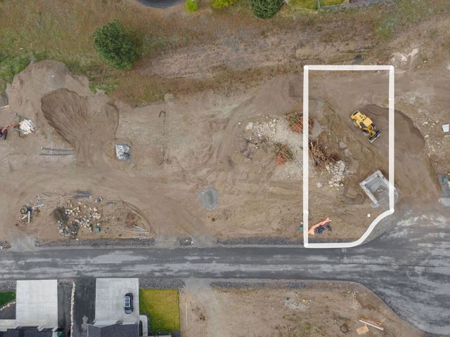 11823 E HONEYCOMB SPRINGS Ln, Spokane, WA 99206