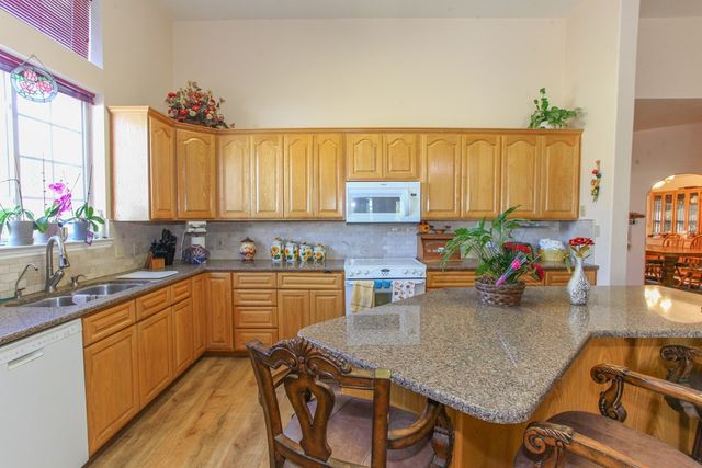 2405 E 25th St, Big Spring, TX 79720