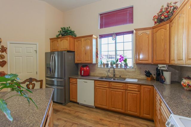 2405 E 25th St, Big Spring, TX 79720