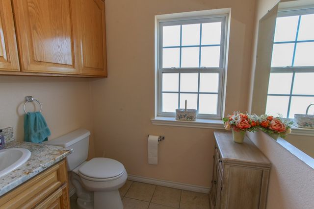 2405 E 25th St, Big Spring, TX 79720