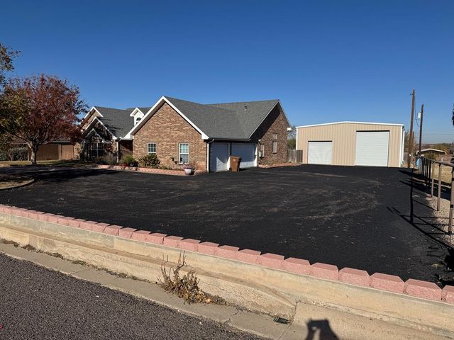 2405 E 25th St, Big Spring, TX 79720