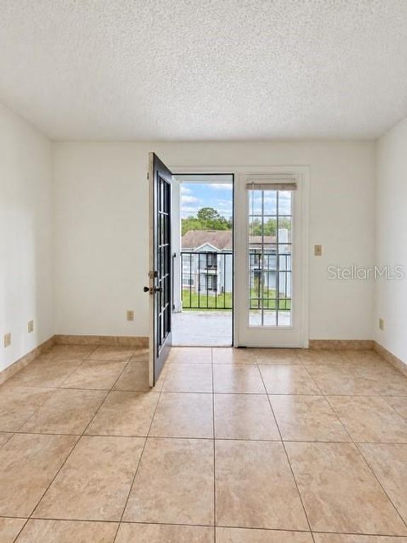Image 7 of property listing at 2550 N ALAFAYA TRAIL 6305, Orlando, FL 32826