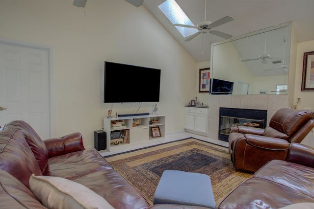 168 Ocean Hollow Ln, St Augustine, FL 32084