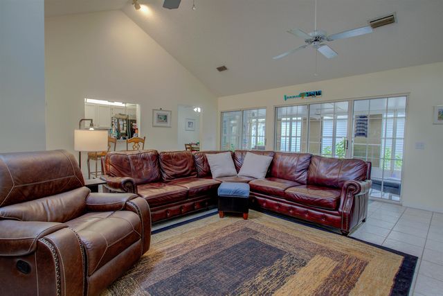 168 Ocean Hollow Ln, St Augustine, FL 32084