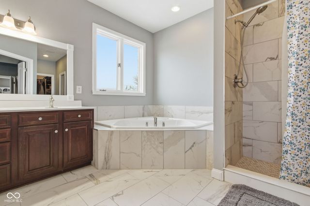 22630 Lamong Road, Sheridan, IN 46069