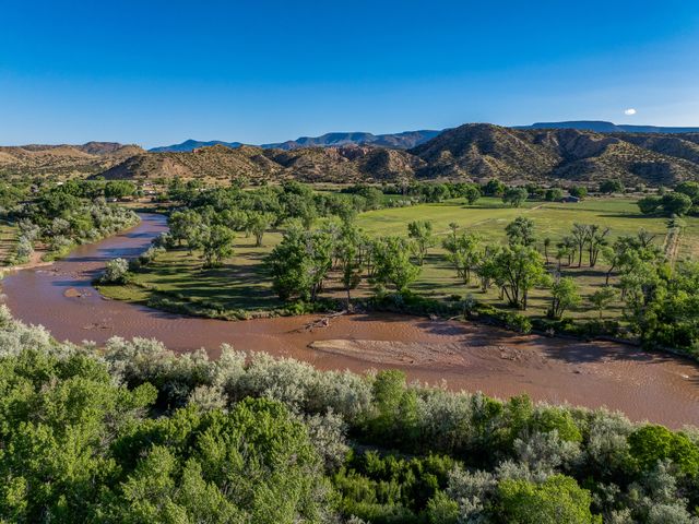 20658 Highway 84, Medanales, NM 87548