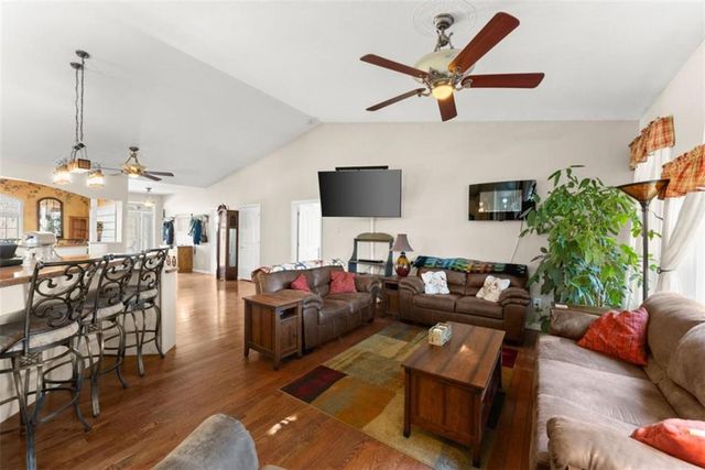 181 Asbury Mill Road, Cleveland, GA 30528