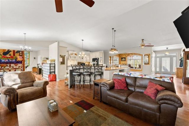 181 Asbury Mill Road, Cleveland, GA 30528