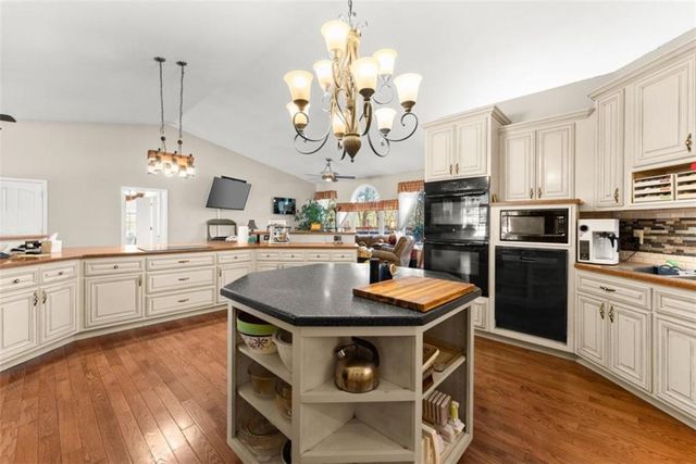 181 Asbury Mill Road, Cleveland, GA 30528