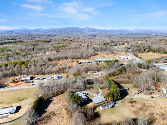 181 Asbury Mill Road, Cleveland, GA 30528