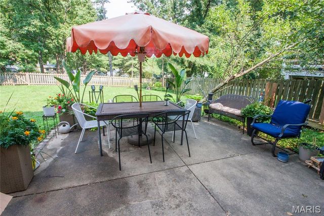 812 Pebblefield Terrace, Manchester, MO 63021