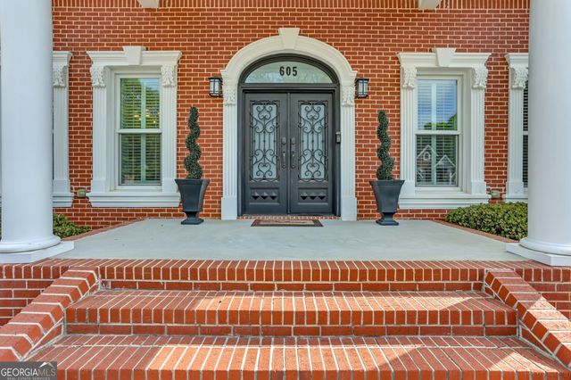 605 Peach Place, Loganville, GA 30052