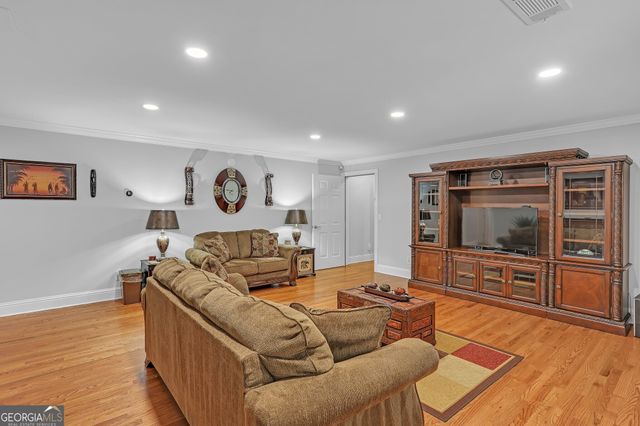 605 Peach Place, Loganville, GA 30052