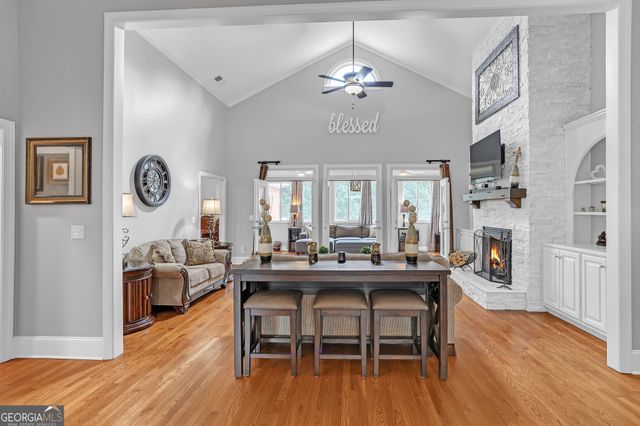 605 Peach Place, Loganville, GA 30052