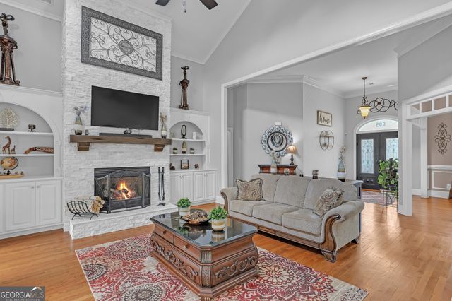 605 Peach Place, Loganville, GA 30052