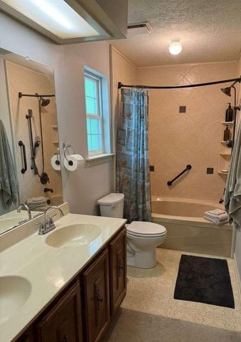 2311 Trail Wood Lane, Richmond, TX 77406