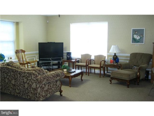 432 HIGHLAND ESTS, Clementon, NJ 08021