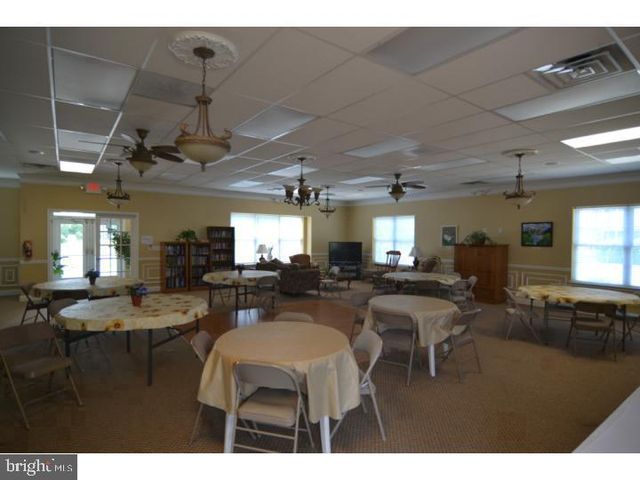 432 HIGHLAND ESTS, Clementon, NJ 08021