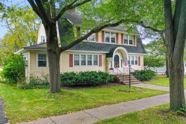 708 GARDEN STREET, Green Bay, WI 54303