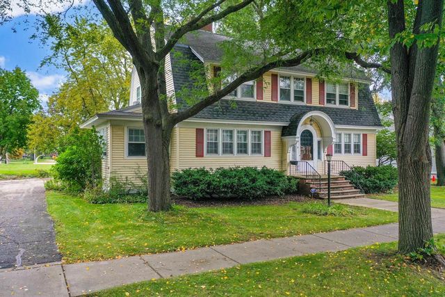 708 GARDEN STREET, Green Bay, WI 54303