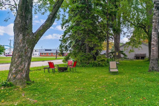708 GARDEN STREET, Green Bay, WI 54303