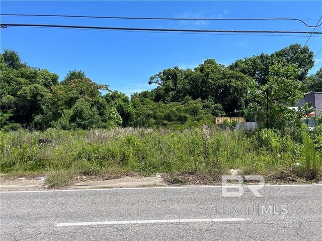 771 Holcombe Avenue, Mobile, AL 36606