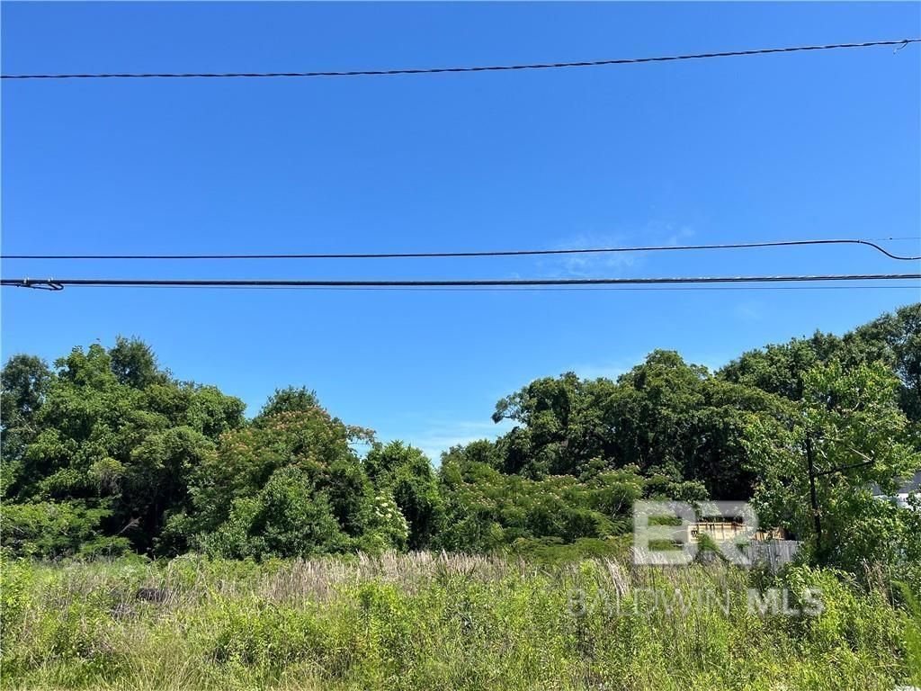 771 Holcombe Avenue, Mobile, AL 36606