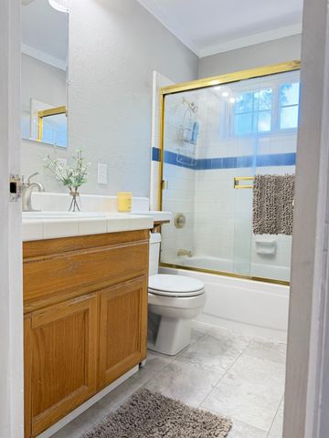 6765 Judistine Dr, Fair Oaks, CA 95628