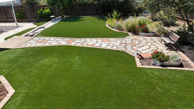 6765 Judistine Dr, Fair Oaks, CA 95628