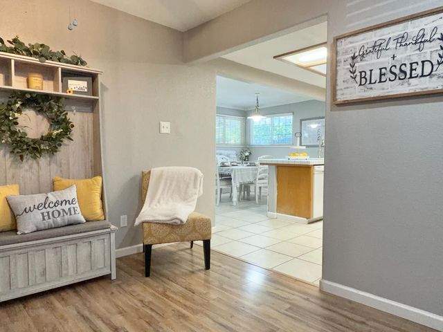 6765 Judistine Dr, Fair Oaks, CA 95628