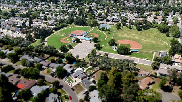 6765 Judistine Dr, Fair Oaks, CA 95628