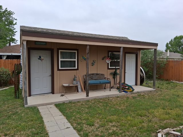 3725 Longstraw Drive, Fort Worth, TX 76137