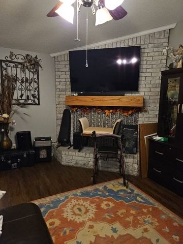 3725 Longstraw Drive, Fort Worth, TX 76137