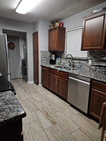 3725 Longstraw Drive, Fort Worth, TX 76137