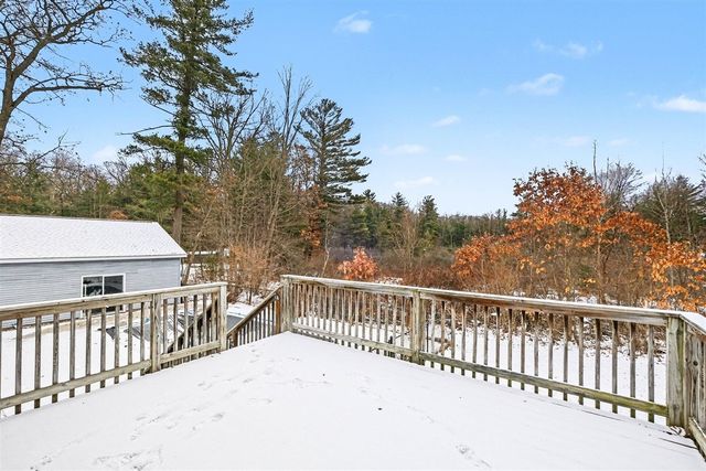 13396 Lincoln Lake Avenue, Gowen, MI 49326