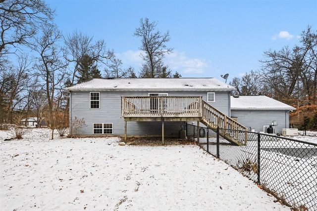 13396 Lincoln Lake Avenue, Gowen, MI 49326