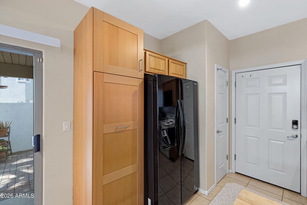 Image 5 of property listing at 5400 S HARDY Drive 107, Tempe, AZ 85283