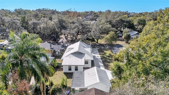 208 E POINSETTIA STREET, Lakeland, FL 33803