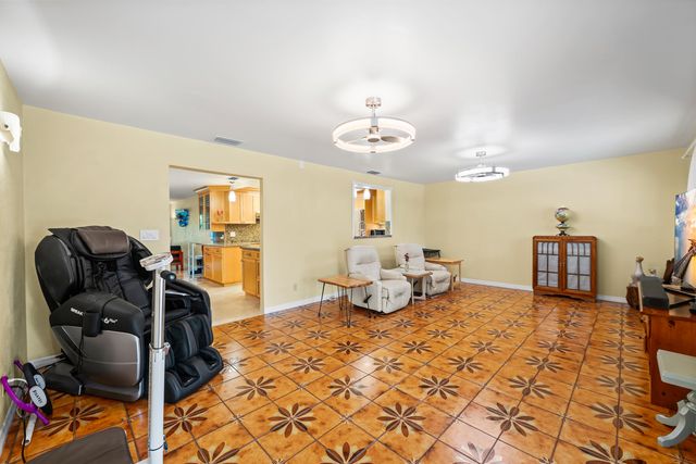 4391 SW 34th Lane Lane, Fort Lauderdale, FL 33312