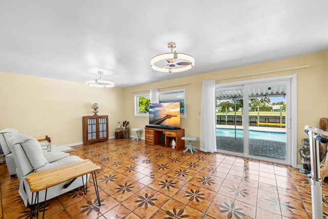 4391 SW 34th Lane Lane, Fort Lauderdale, FL 33312