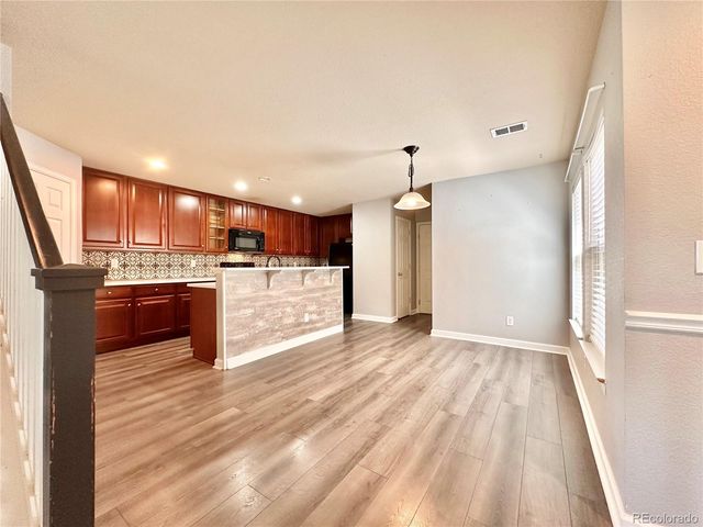 11833 Oak Hill Way D, Commerce City, CO 80640