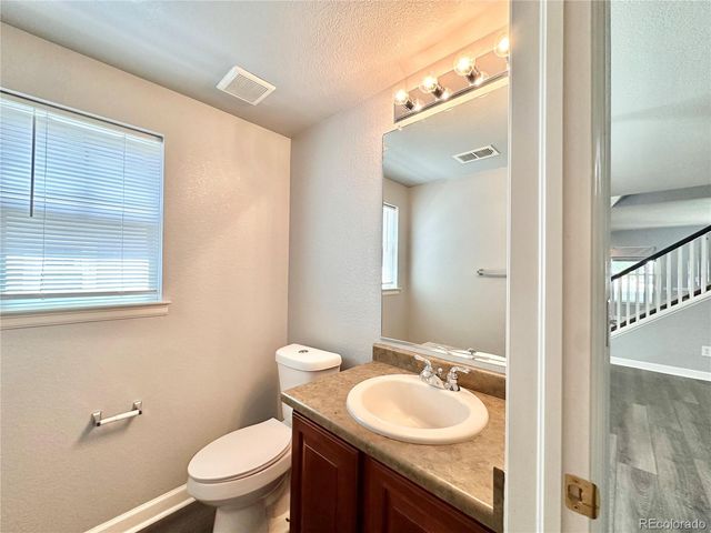 11833 Oak Hill Way D, Commerce City, CO 80640