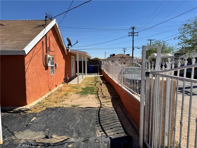 36528 Irwin Road, Barstow, CA 92311