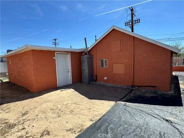 36528 Irwin Road, Barstow, CA 92311