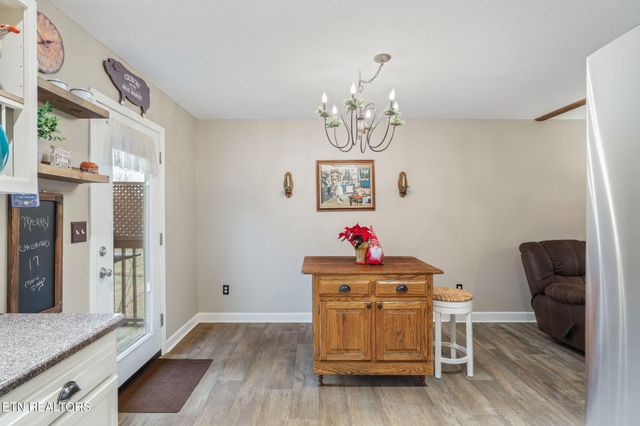 124 Mac Ivey Lane, Lafollette, TN 37766