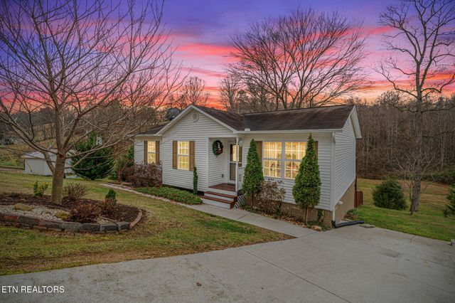 124 Mac Ivey Lane, Lafollette, TN 37766