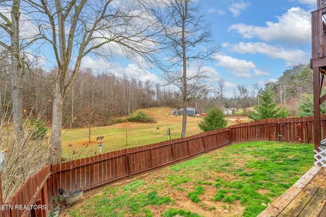 124 Mac Ivey Lane, Lafollette, TN 37766