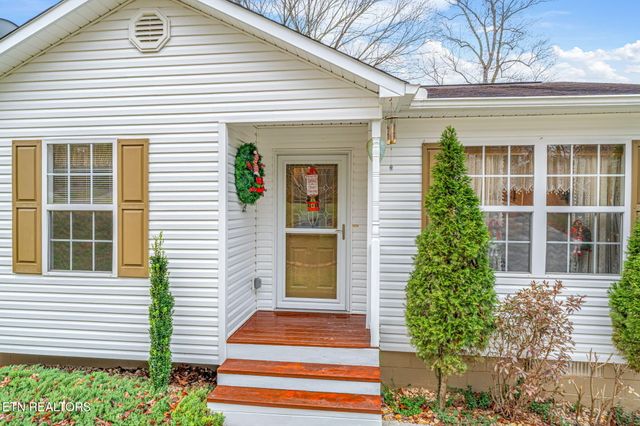 124 Mac Ivey Lane, Lafollette, TN 37766