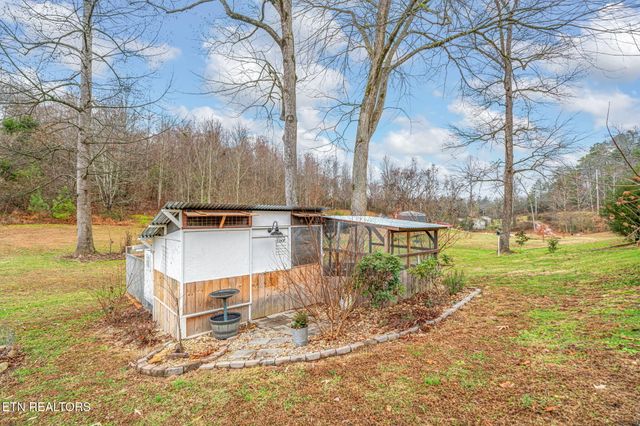 124 Mac Ivey Lane, Lafollette, TN 37766