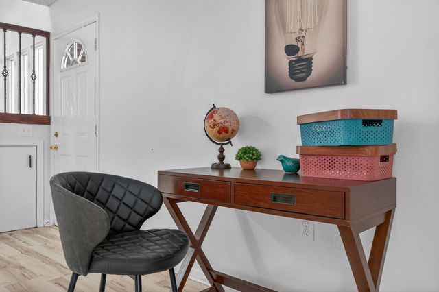 16 NW Cinderella Lane, Fort Walton Beach, FL 32547